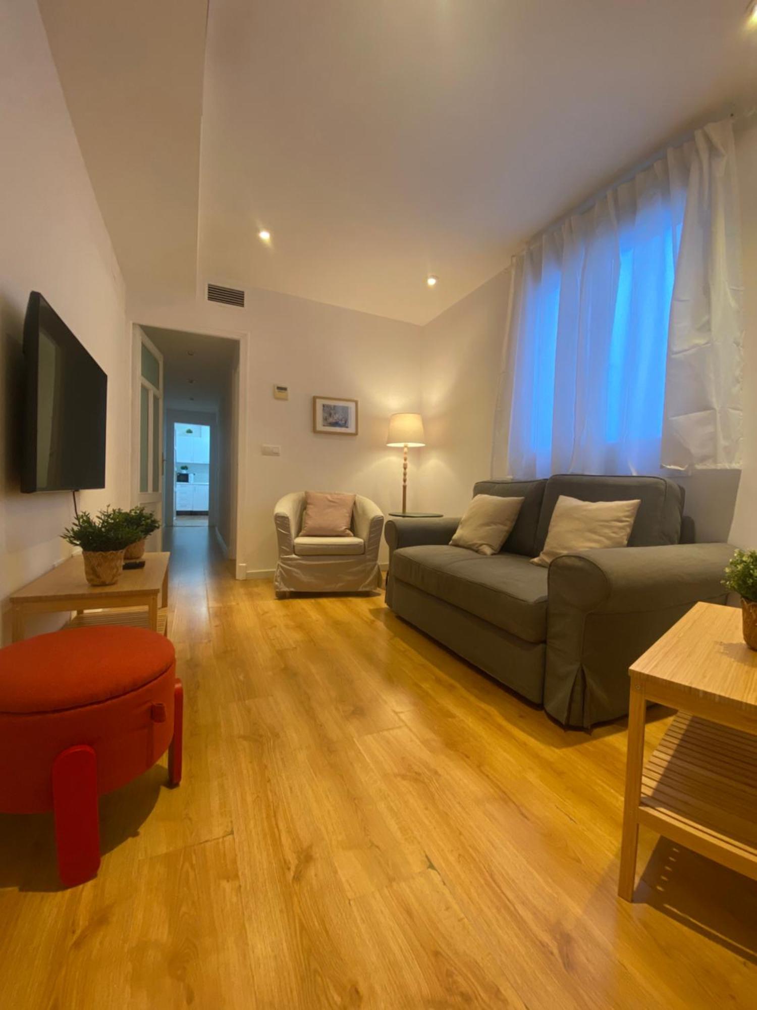 2 Bedroom Virgen De Begona Sevilla Dış mekan fotoğraf